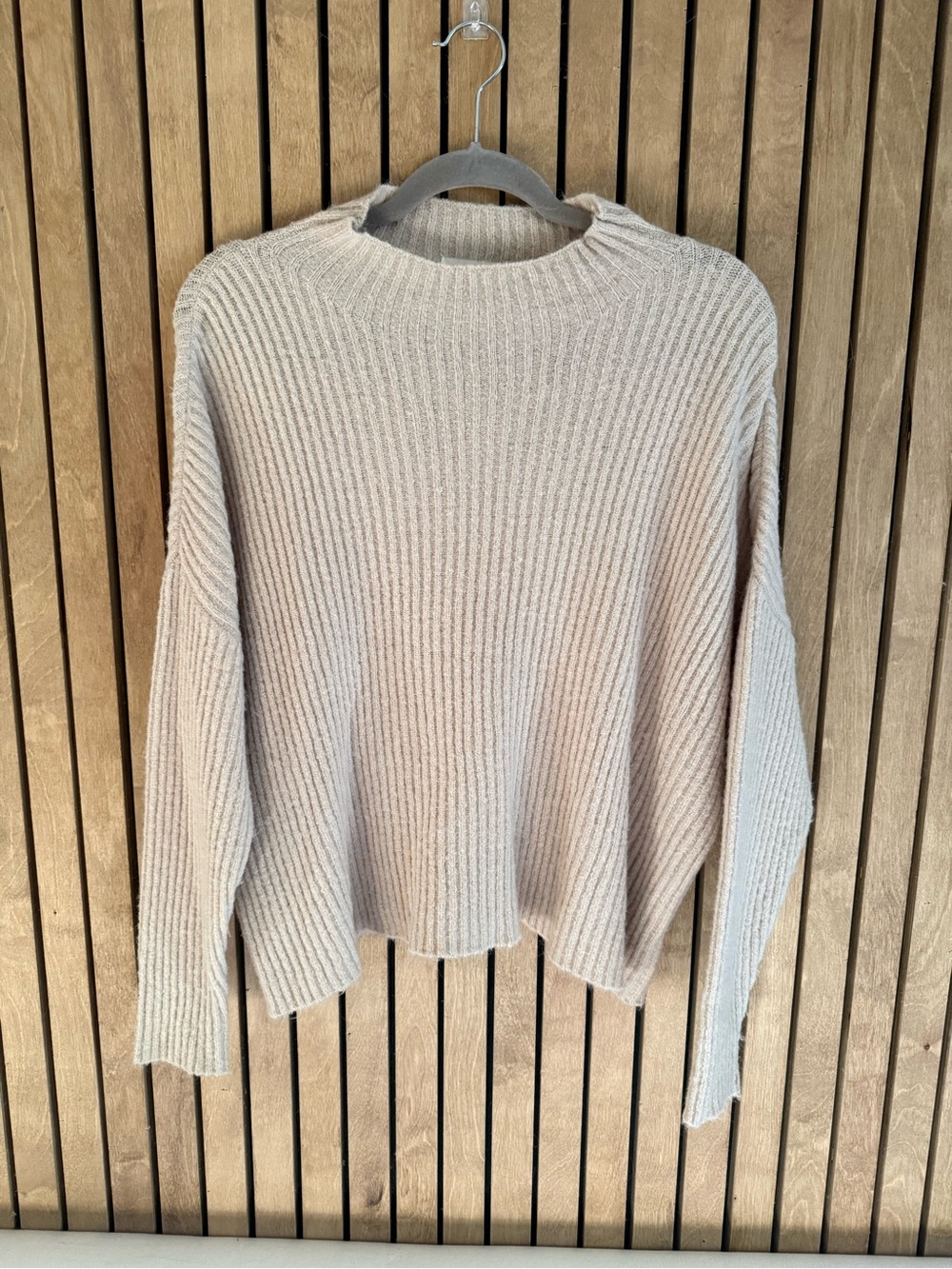 BE COOL Ribbed Crewneck Sweater in Light Beige
